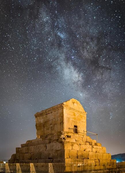 عکس تخت جمشید و کوروش کبیر