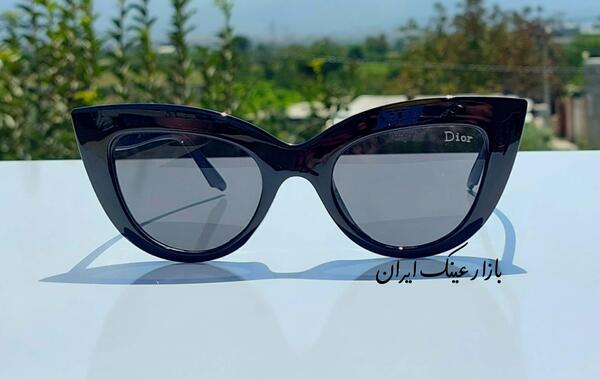عکس عینک آفتابی گربه ای
