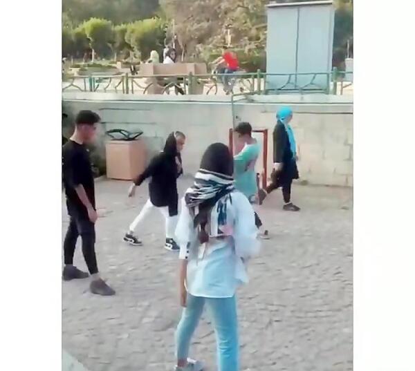 عکس نیکا و متین و ارسلان و دیانا