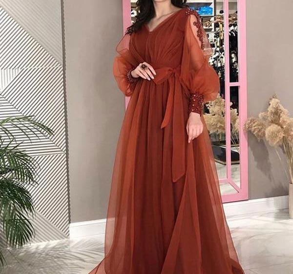 عکس لباس مجلسی شیک رنگ بژ