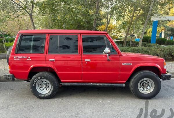 عکس ماشین mitsubishi pajero4door