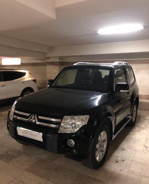عکس ماشین mitsubishi pajero4door