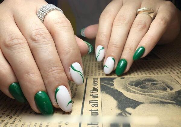 عکس لاک ژل سبز