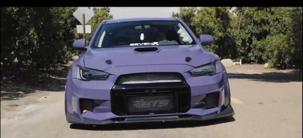 عکس ماشین mitsubishi lancer