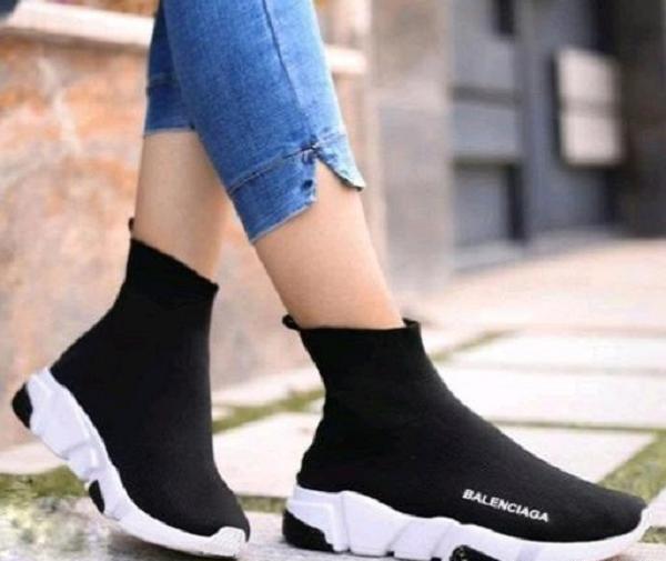 عکس کفش های اسپرت جورابی