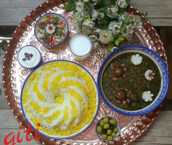 عکس قرمه سبزی و برنج