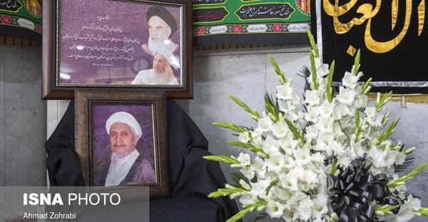 عکس مراسم خاکسپاری صانعی