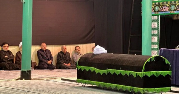 عکس مراسم خاکسپاری صانعی