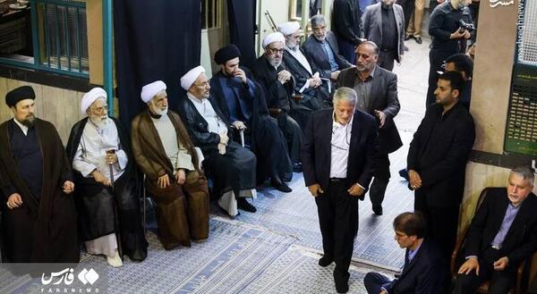 عکس مراسم خاکسپاری صانعی