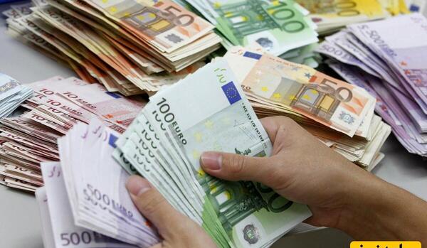 عکس دهمین زن ثروتمند دنیا