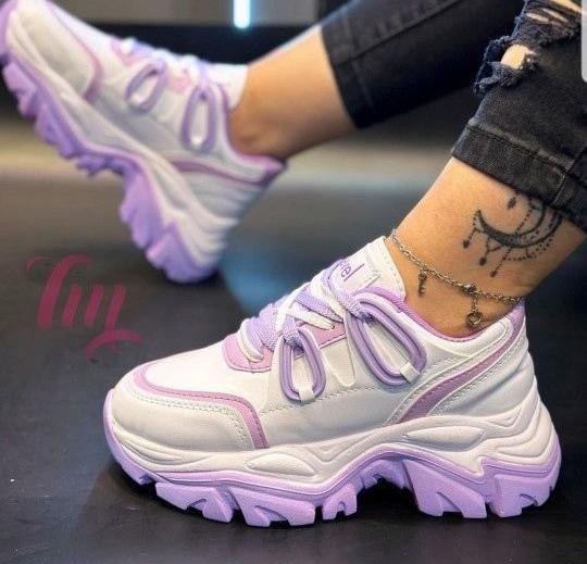 عکس کفش اسپرت سفید زنانه