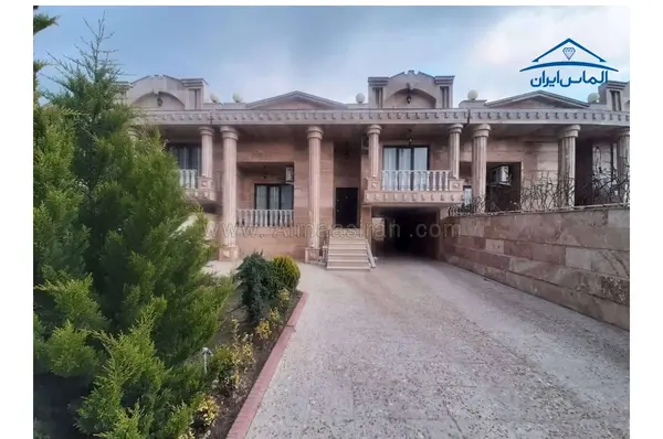 عکس ساختمان پیلوت