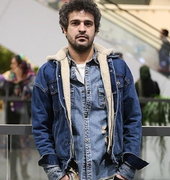 عکس کاپشن قاتل ساحل در پوست شیر