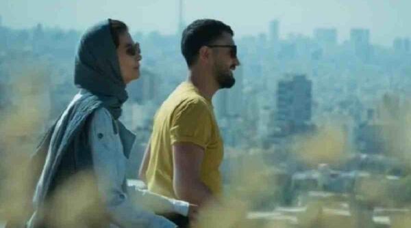 عکس کاپشن قاتل ساحل در پوست شیر