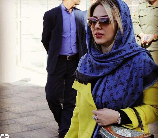 عکس لیلا اوتادی با عینک