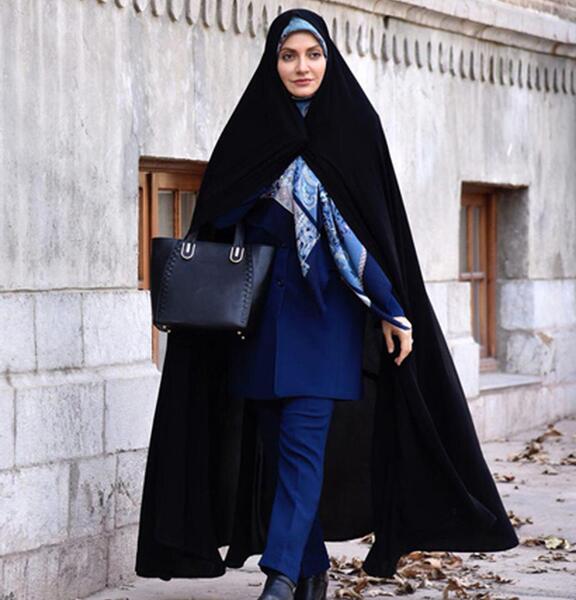 عکس دختر با حجاب متوسط
