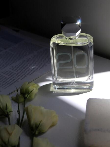 عکس عطر مولکول