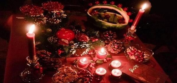 عکس ایده برای تزیین سفره یلدا
