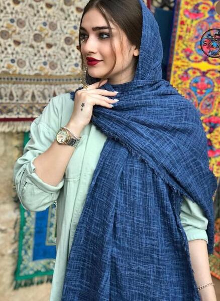 عکس شال آبی