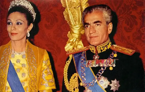 عکس محمدرضا شاه با فرح پهلوی