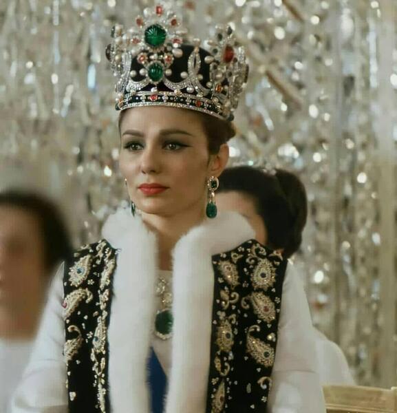 عکس محمدرضا شاه با فرح پهلوی
