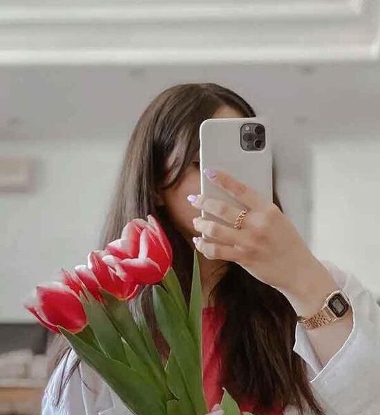 عکس زن برای پروفایل جدید