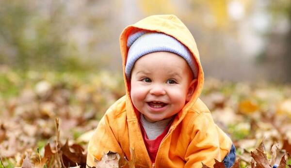 عکس کودک پاییز