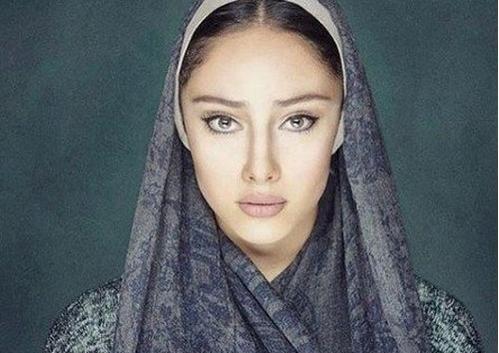 عکس ترلان پروانه روی گوشی فرشاد احمدزاده