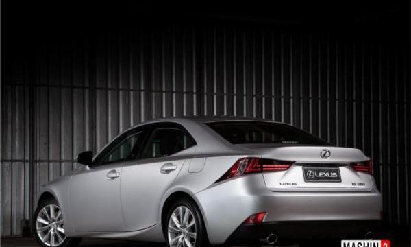 عکس ماشین لکسوس is 250 fsport