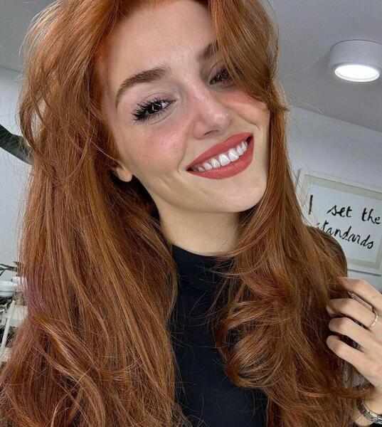 عکس های هانده ینر خواننده ترک