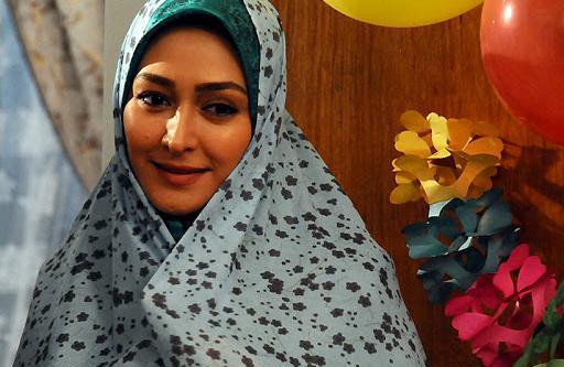 عکس الهام حمیدی با خانواده