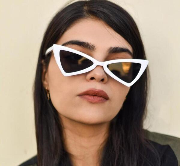 عکس عینک سیاه سفید