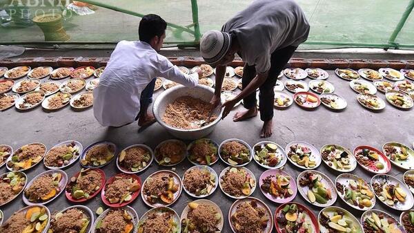 عکس از سفره افطار ماه رمضان