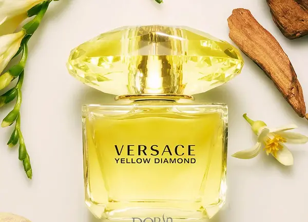 عکس عطر ورساچه زنانه