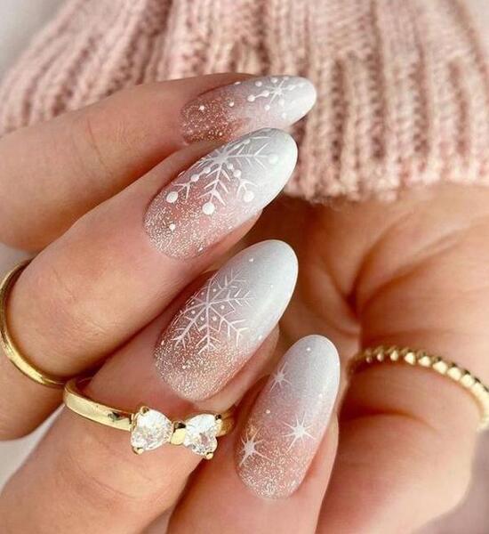 عکس طراحی برف روی ناخن