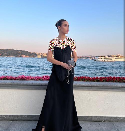 عکس های عروسی غمزه ارچل