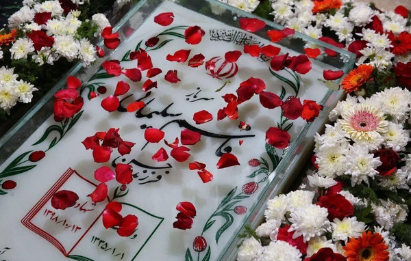 عکس قبر سردار سلیمانی بعد از دفن
