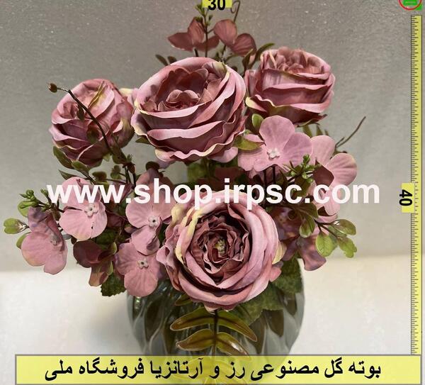 عکس گل رز پلاستیکی