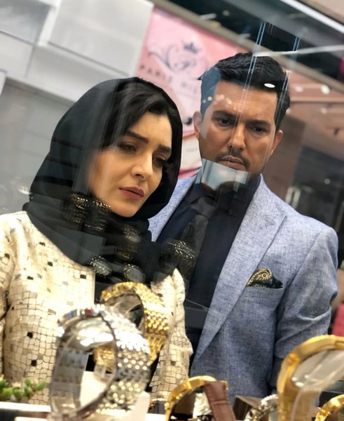 عکس سارا بیات