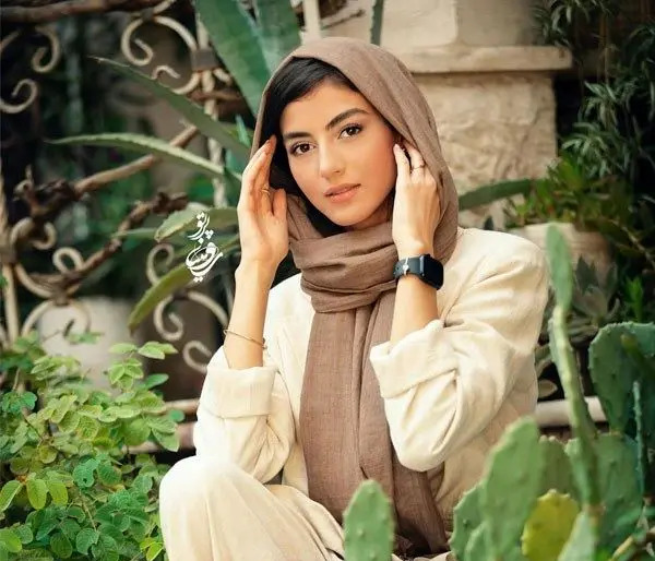 پردیس پورعابدینی عکس جدید