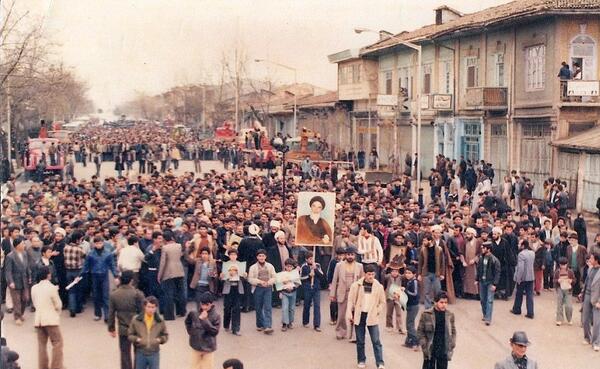 عکس تظاهرات انقلاب