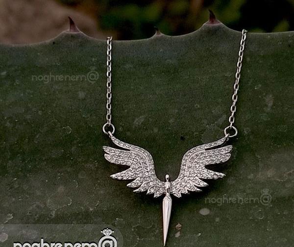 عکس گردنبند بال فرشته