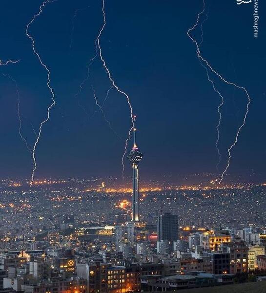 عکس دارک رعد و برق