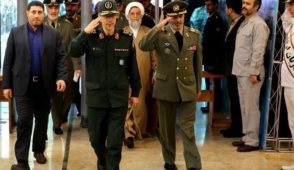 عکس از فرماندهان ارتش