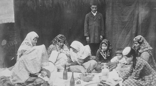 عکس مسخره زنان قاجار
