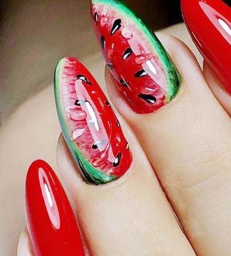 عکس طرح ناخن یلدایی