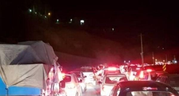عکس جاده شمال تو ماشین شب