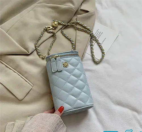 عکس کیف مجلسی آبی