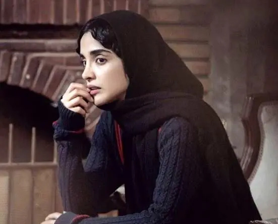 عکس رسمی الهه حصاری