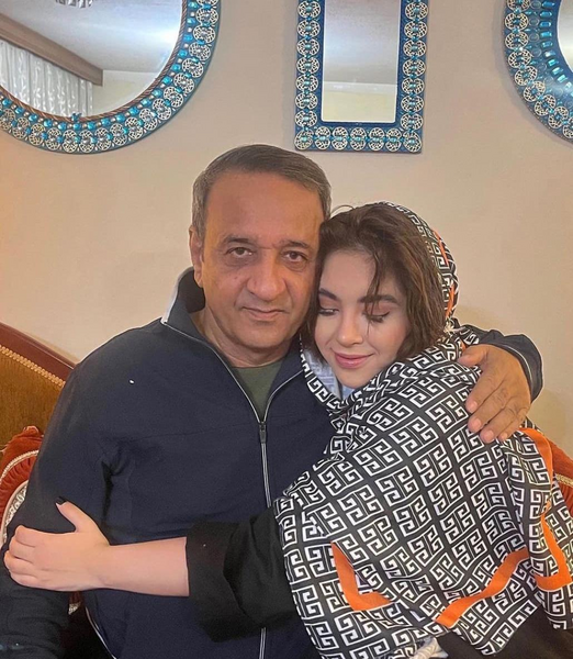 عکس هنرمند حمیرا ریاضی